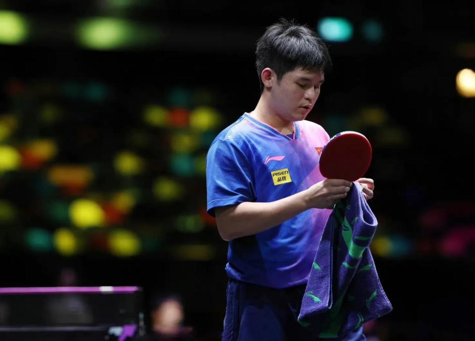 虽然他们签 虽然他们签