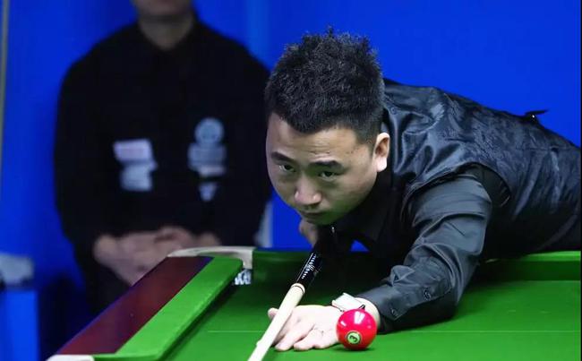 台上的地位 台上的地位